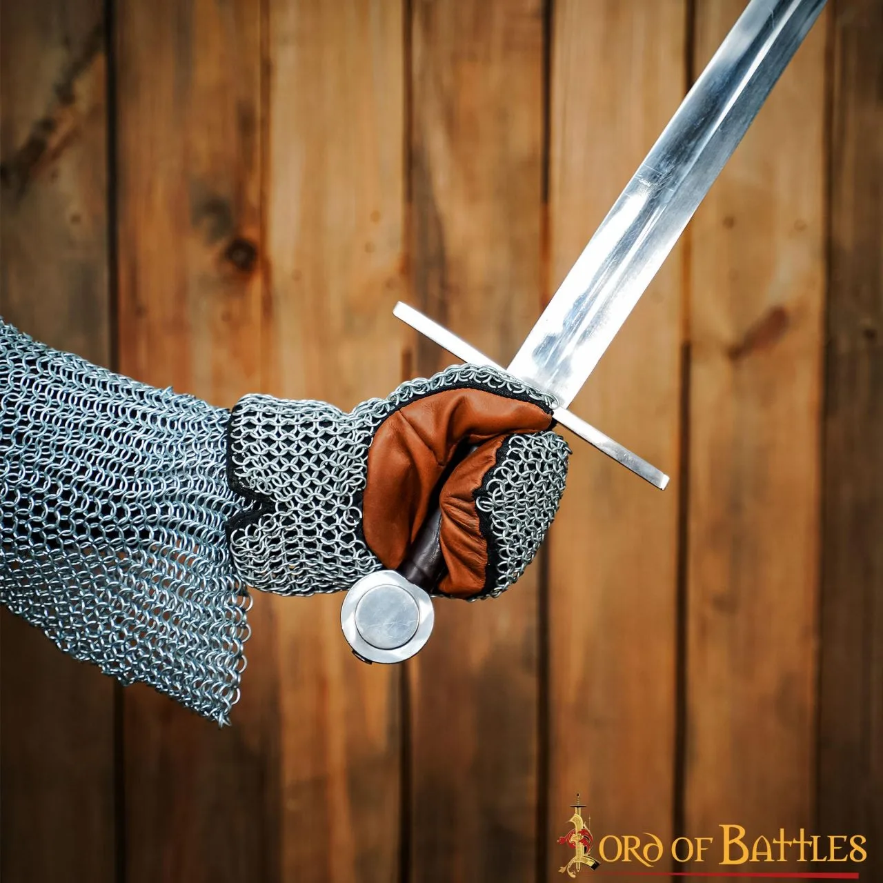 Medieval Mitten Gloves With Butted Chainmail Sheet - Image 4