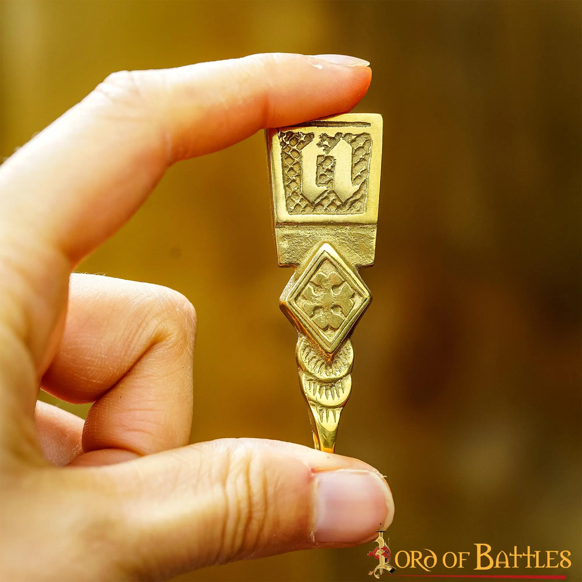 Intricate Medieval Pure Solid Brass Belt End Chape Functional Accessory - Image 6